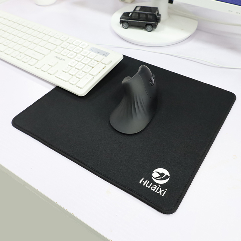 2023new Jacquard Control Surface Fast-moving Sports Gaming Mouse Pad
