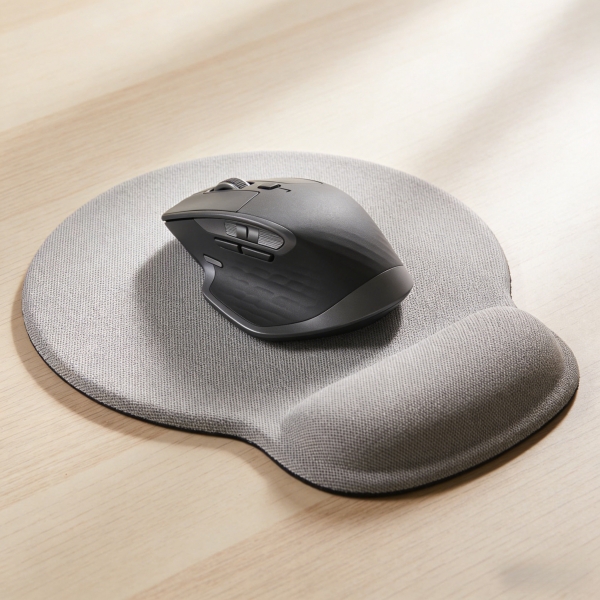 Are Ergonomic Mice And Mouse Pads Worth It?